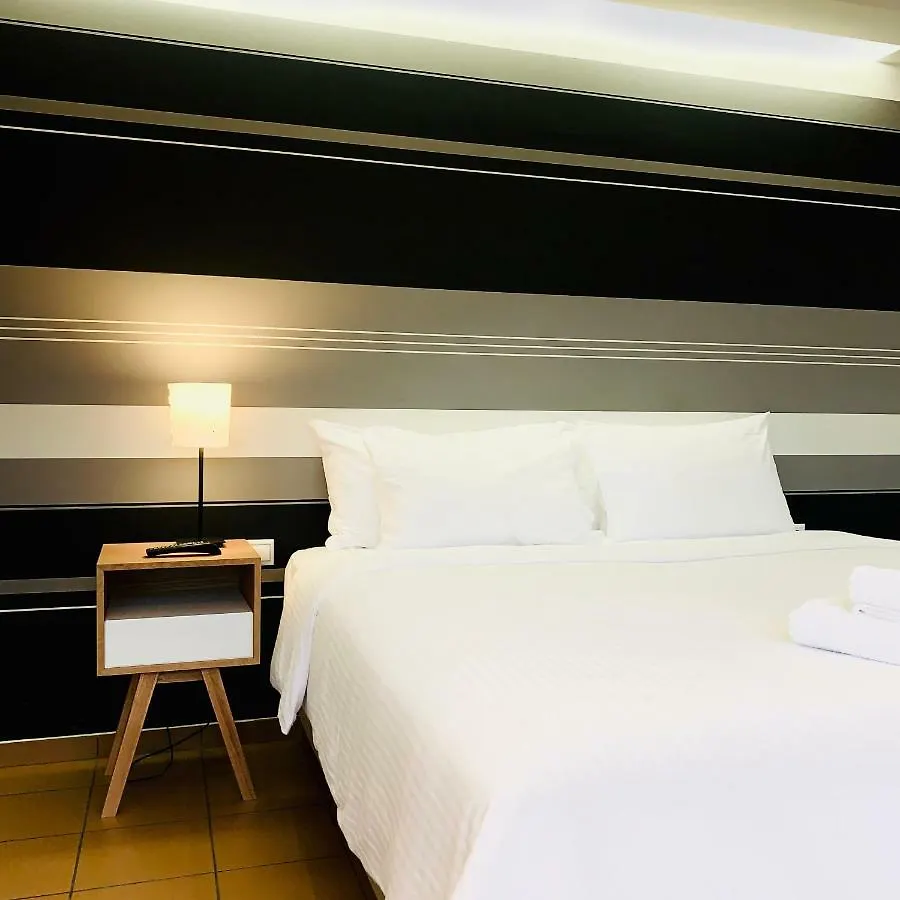 The Hub Athens Apartment 0*,  Greece