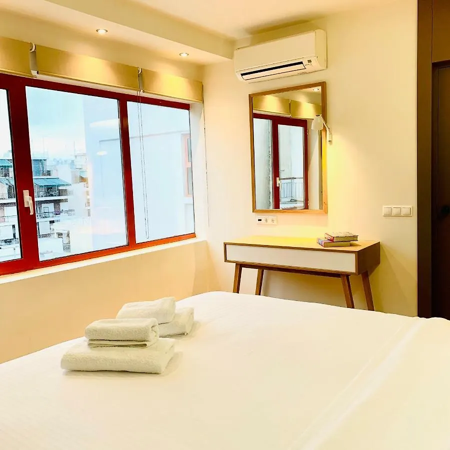 The Hub Athens Apartment
